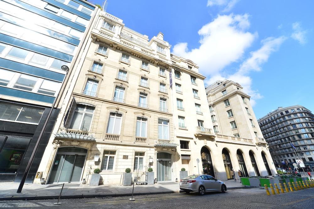 Hotel De Sers Champs Elysees Paris Exterior foto